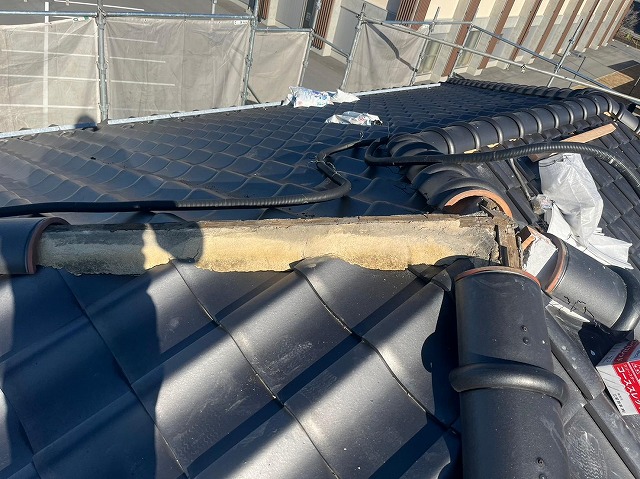 市川三郷町　棟瓦積み直し